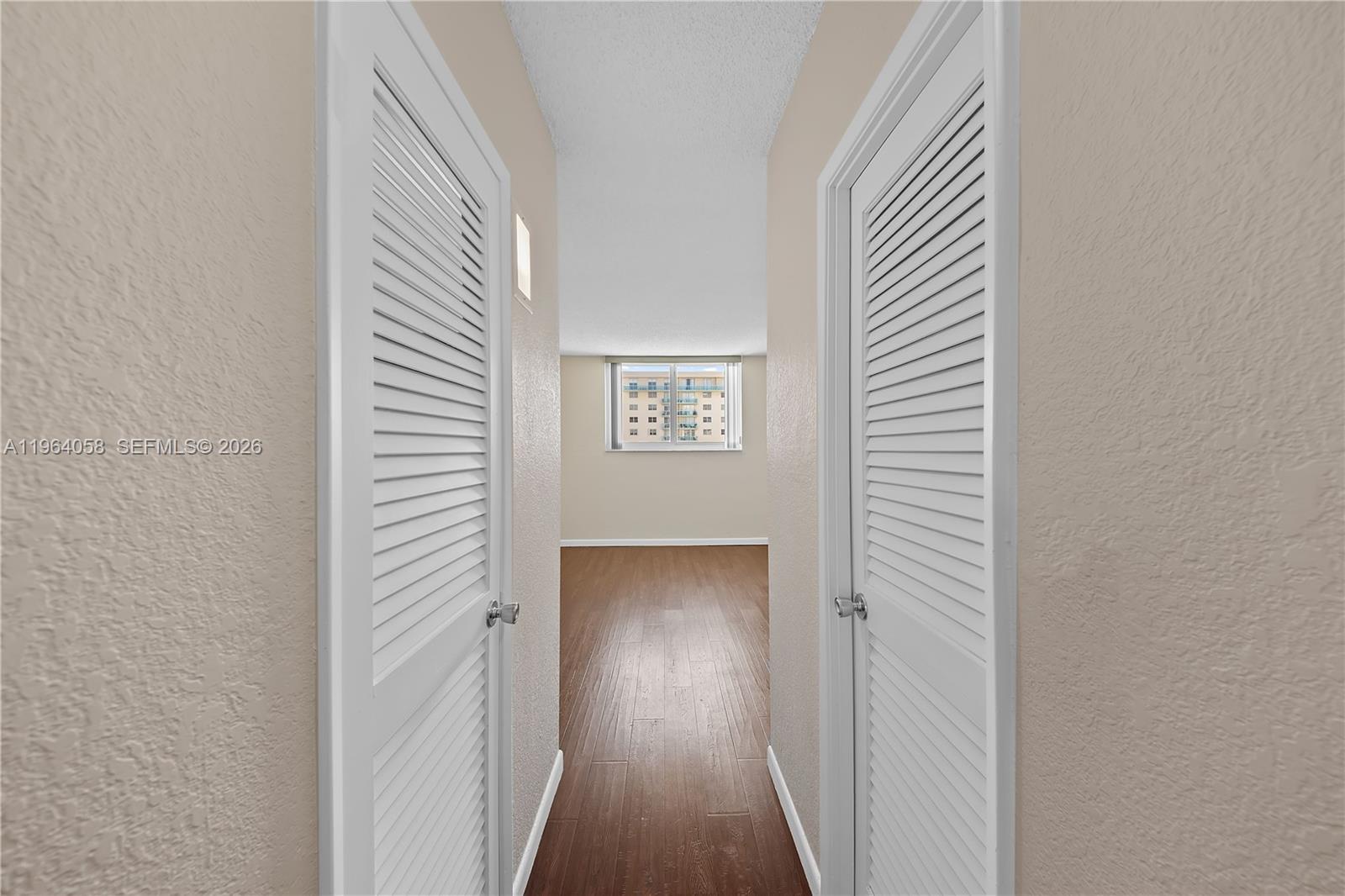 OCEANVIEW BUILDING B COND - Residential