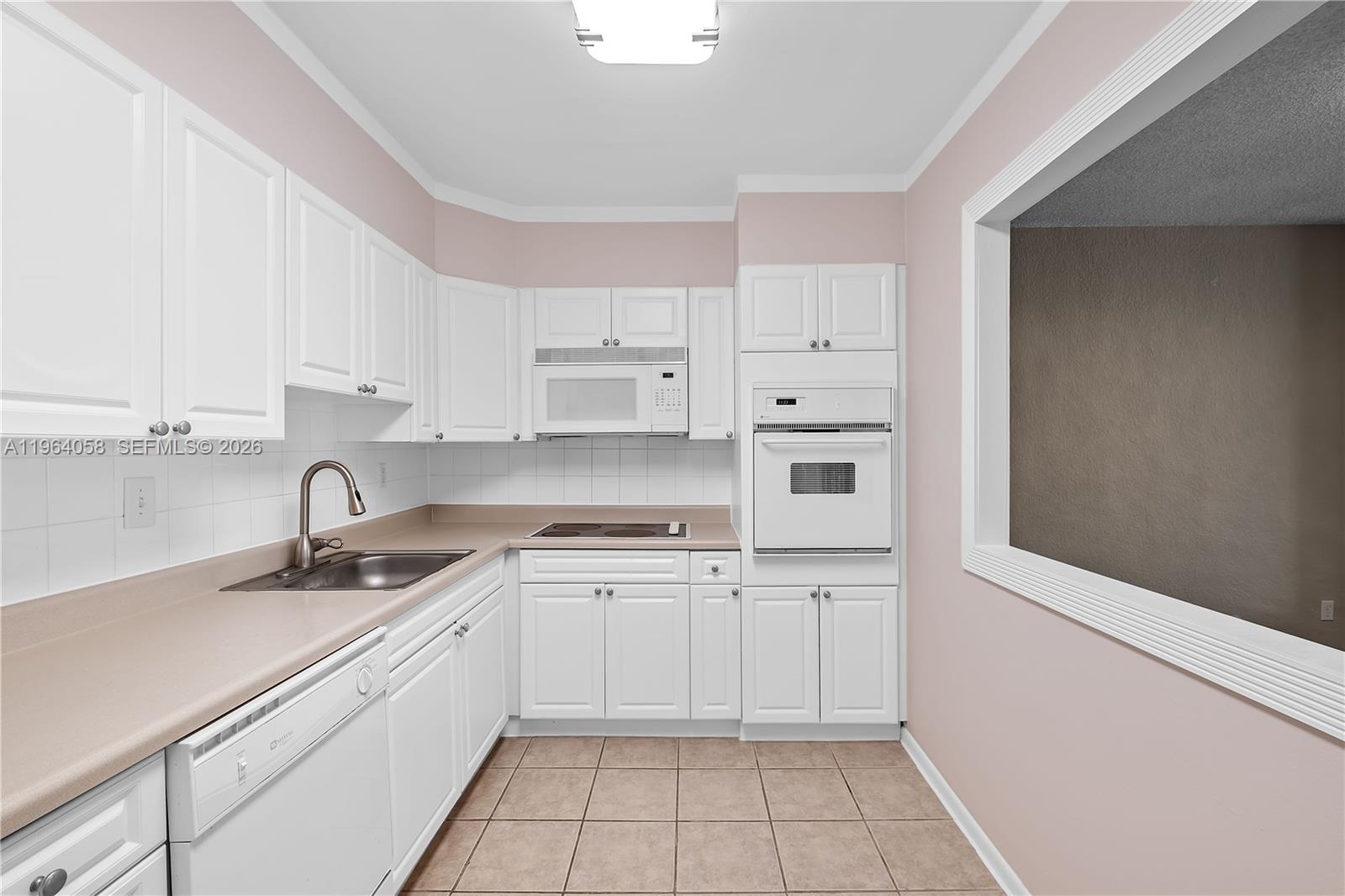 OCEANVIEW BUILDING B COND - Residential