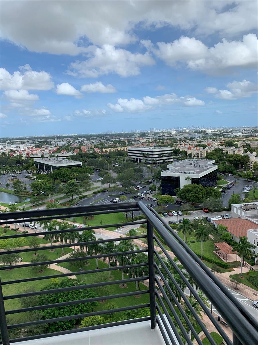 5350 Park Condo - Residential