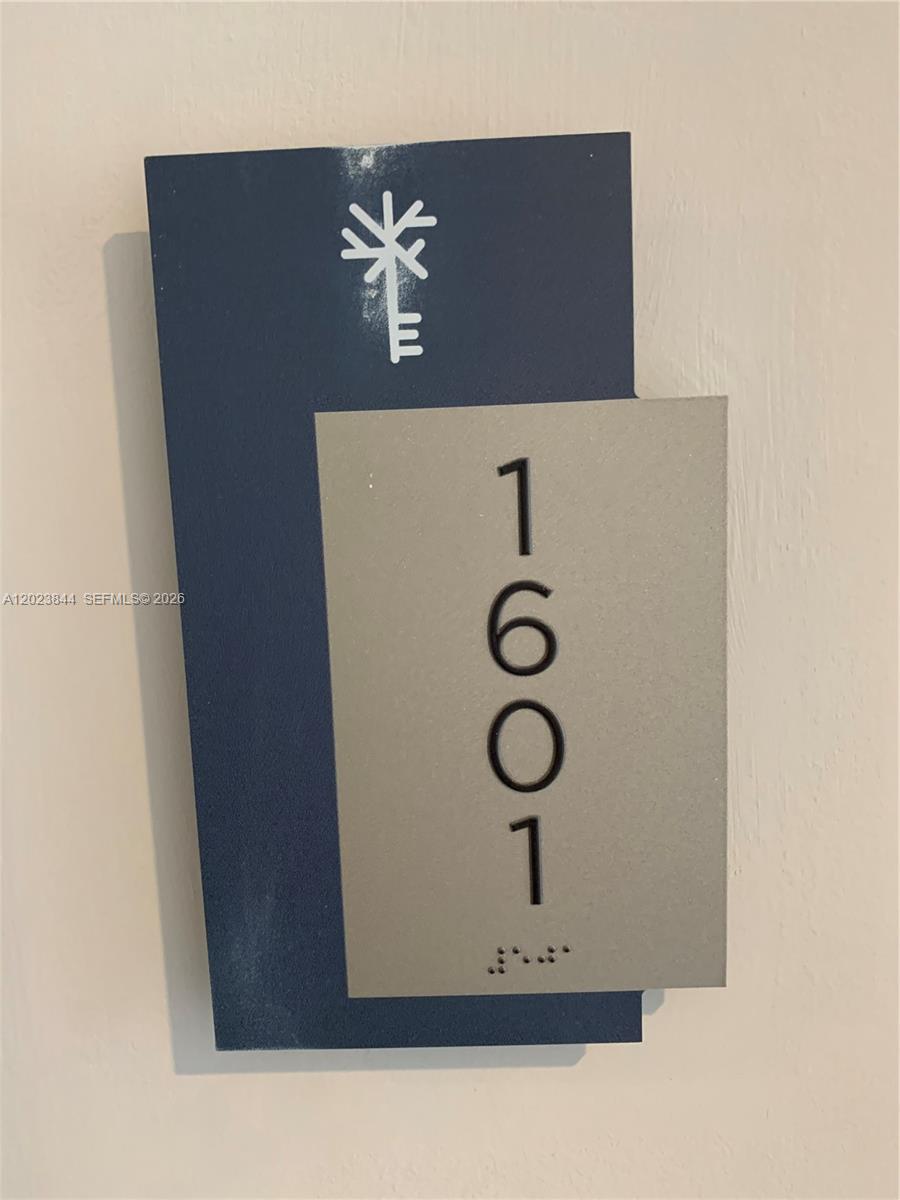 5350 Park Condo - Residential