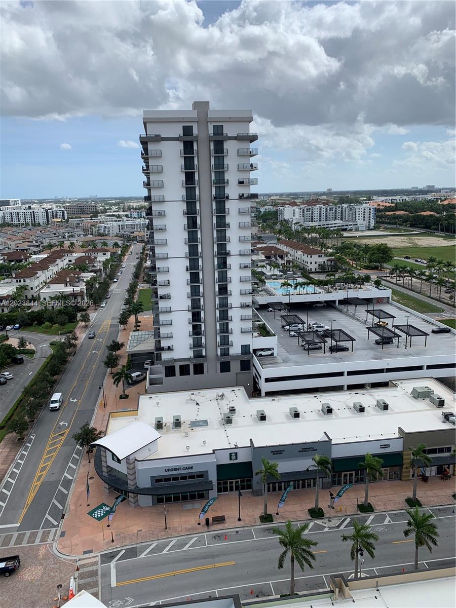 5350 Park Condo - Residential