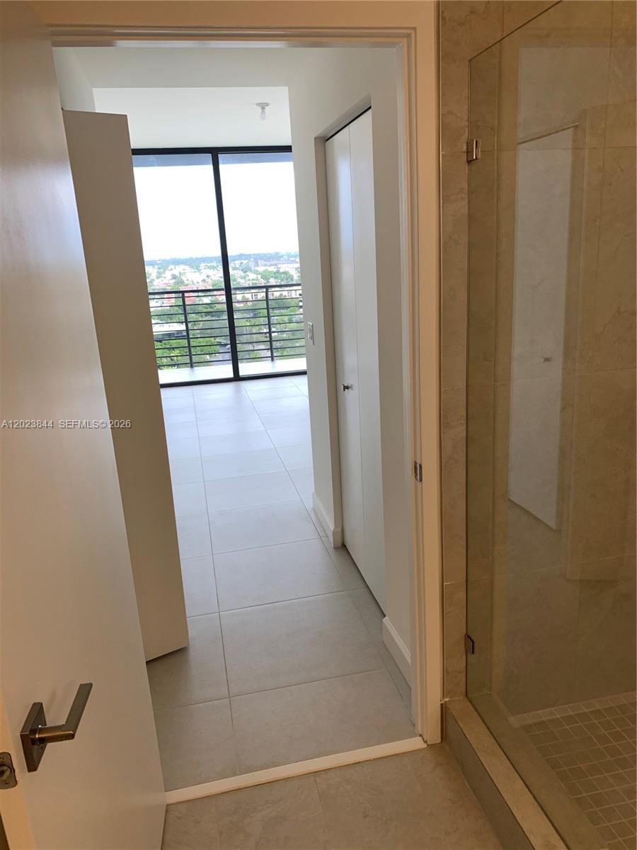 5350 Park Condo - Residential