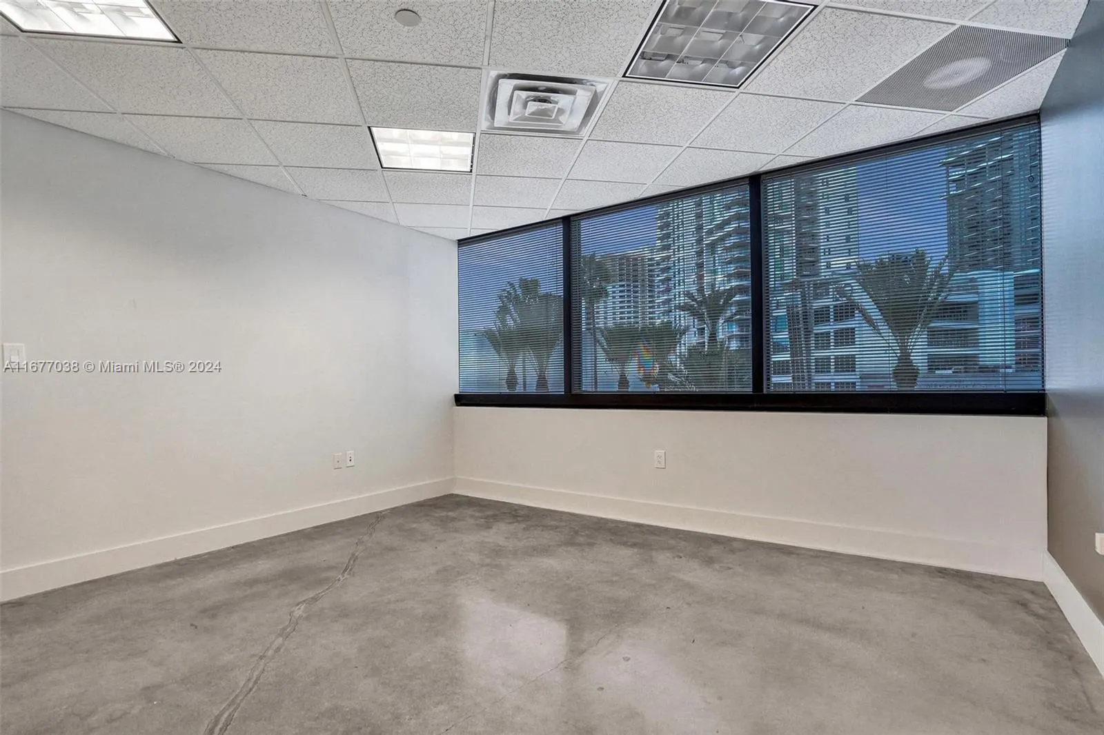Fort Lauderdale, Florida 33301, United States, ,Commercial,Active,37910