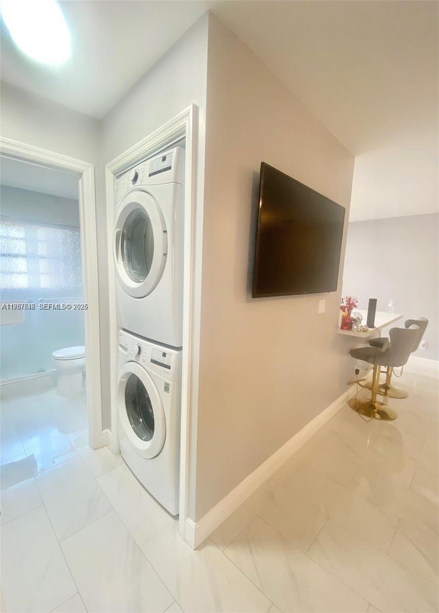 GRENADIER LAKES AT WELLEB - Residential