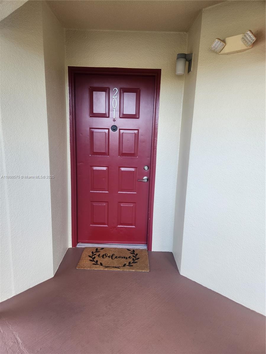 Photo 1 of 1601 Sw 128th Ter 201A, Pembroke Pines, Florida, $261,000, Web #: 11800575