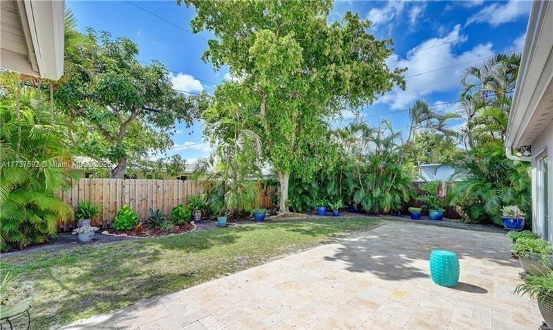 LYONS PARK - Residential