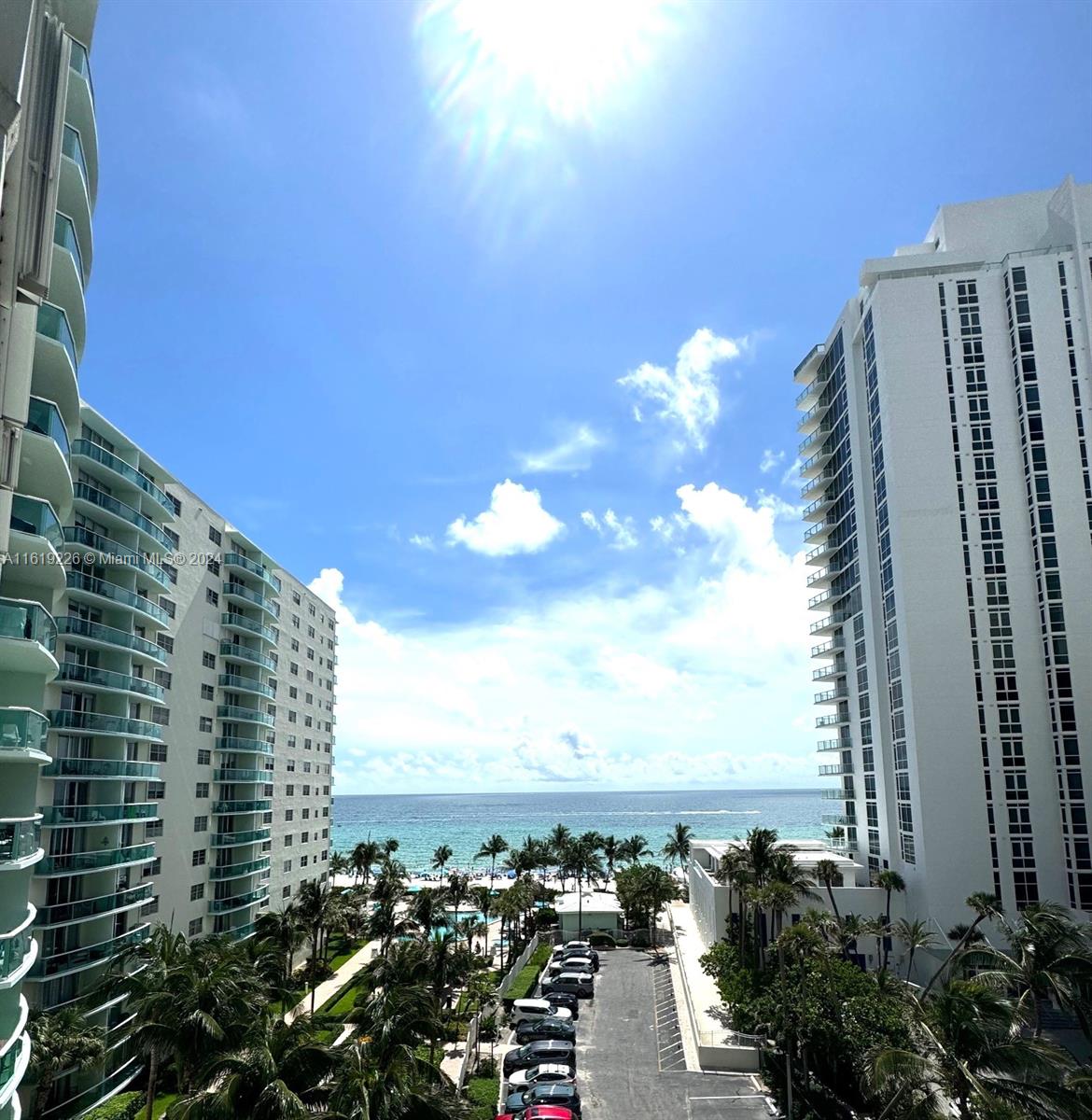 TIDES ON HOLLYWOOD BEACH - Residential