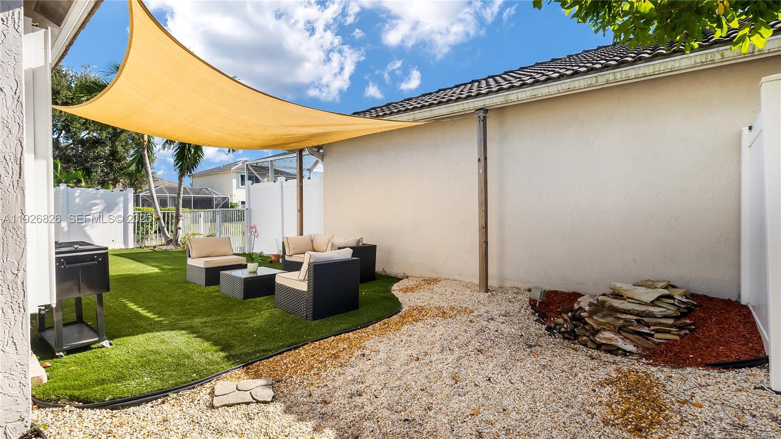 LANTERN KEY - Residential