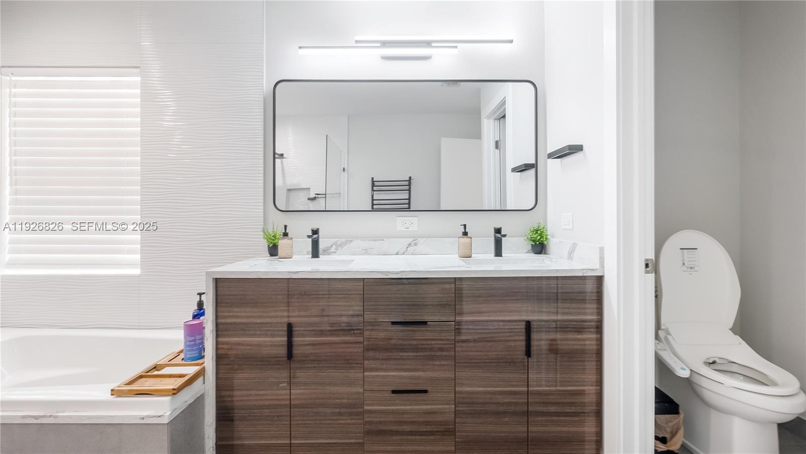 LANTERN KEY - Residential