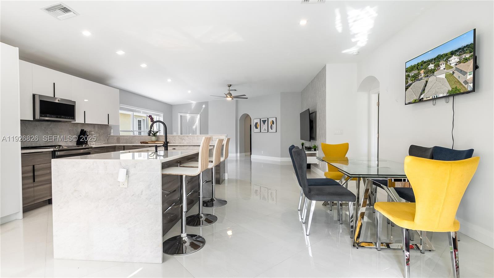 LANTERN KEY - Residential