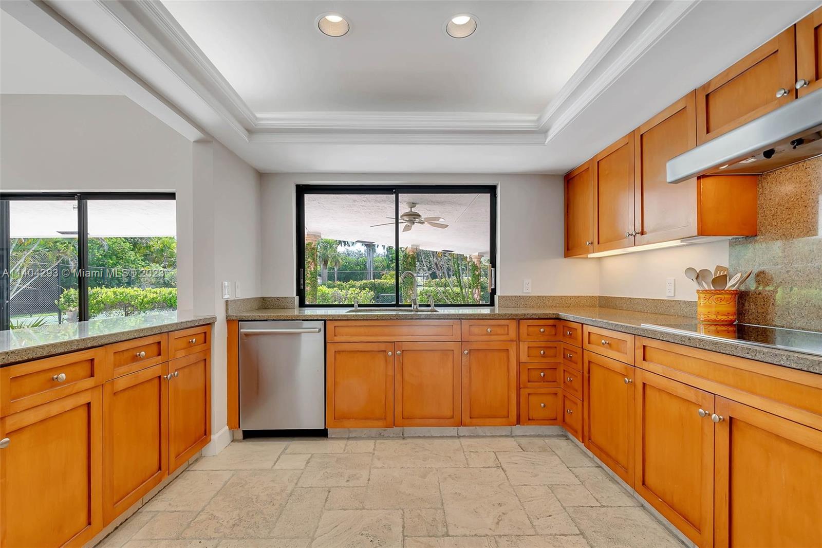 PINE BAY ESTATES SOUTH - Residential