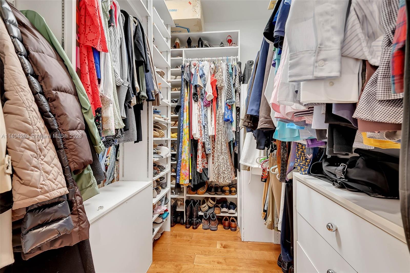 PINE BAY ESTATES SOUTH - Residential