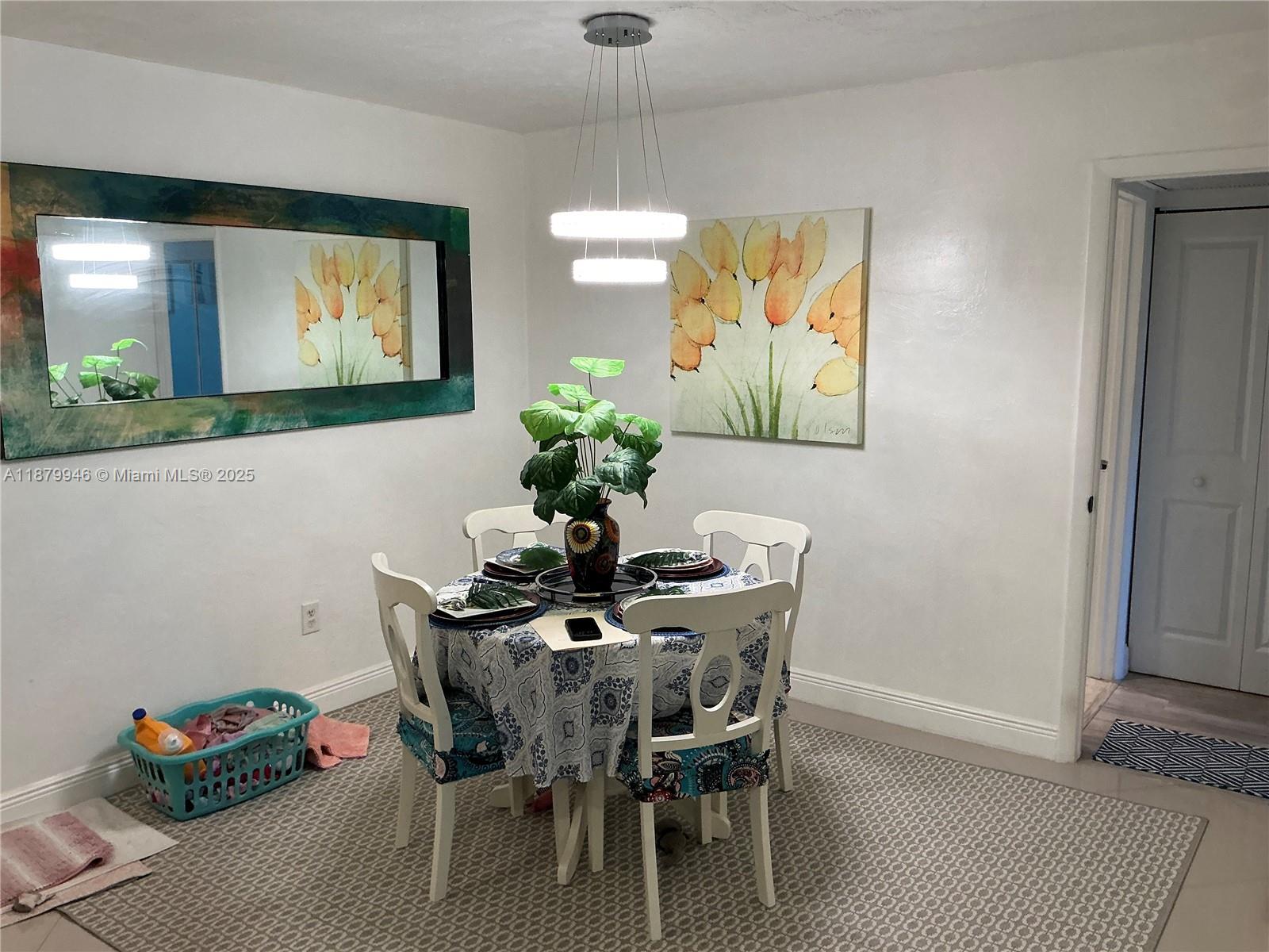 OMEGA CONDO NO 3 - Residential