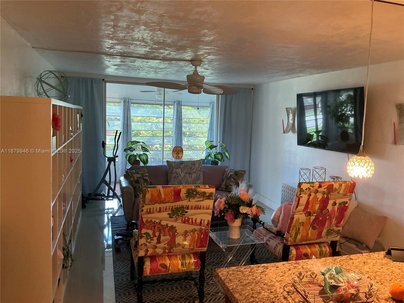 OMEGA CONDO NO 3 - Residential