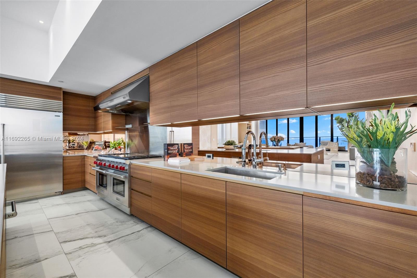 BRICKELLS FLAGLER - Residential