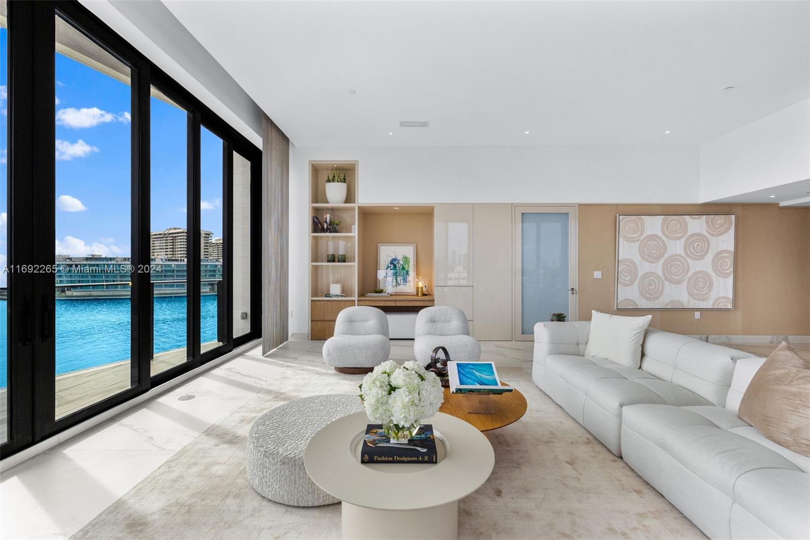BRICKELLS FLAGLER - Residential