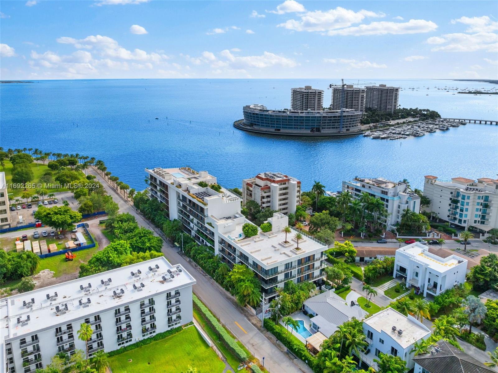 BRICKELLS FLAGLER - Residential