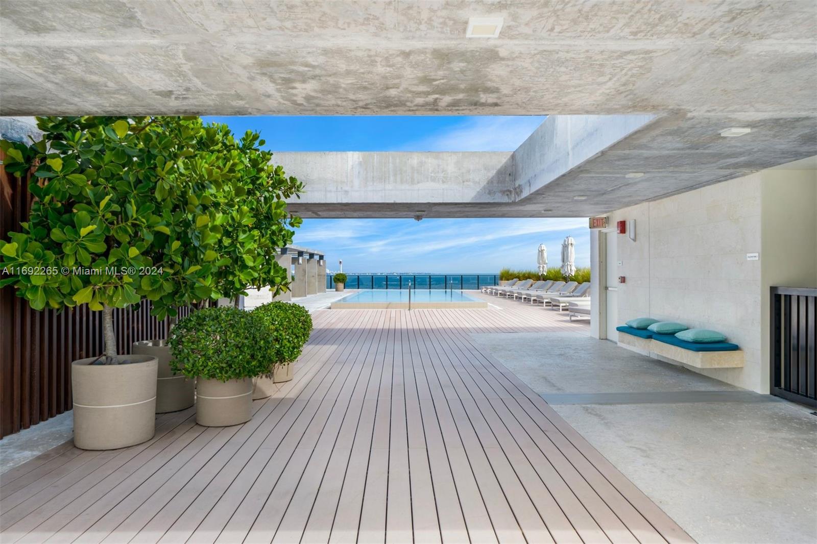 BRICKELLS FLAGLER - Residential