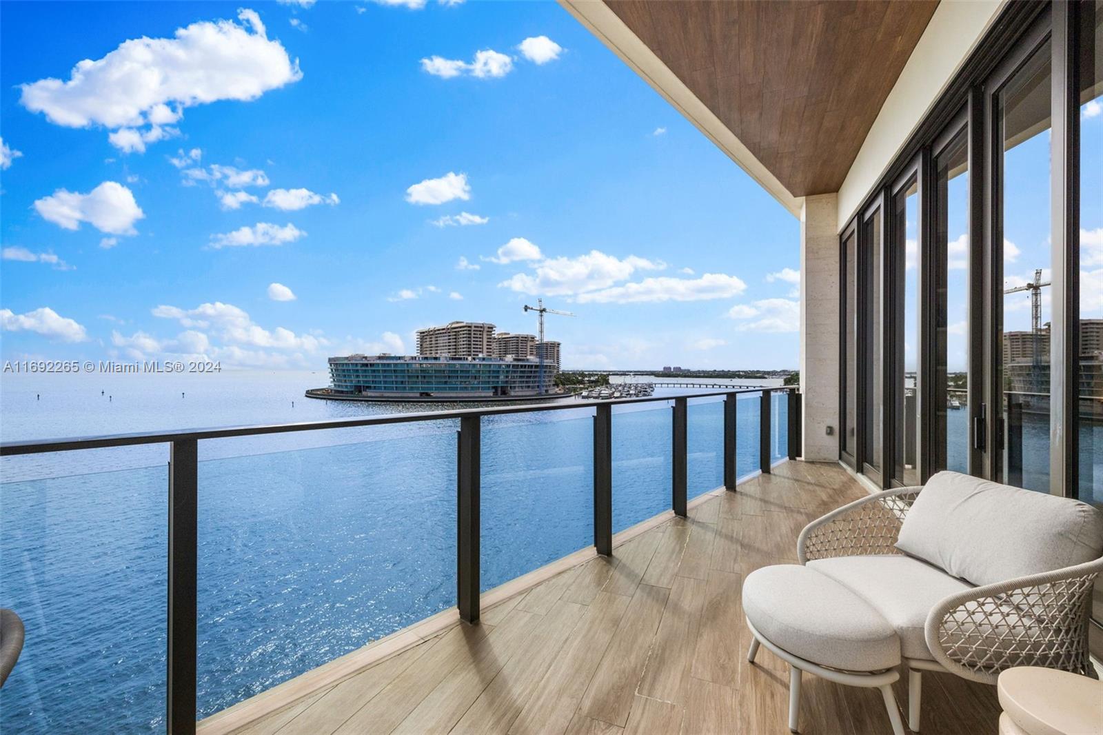 BRICKELLS FLAGLER - Residential