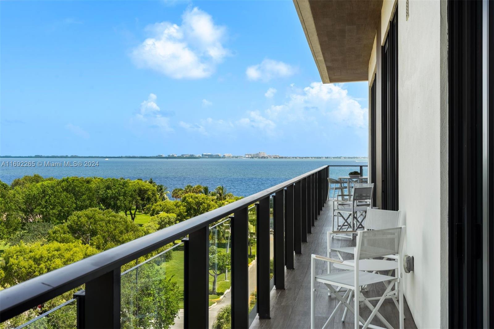 BRICKELLS FLAGLER - Residential