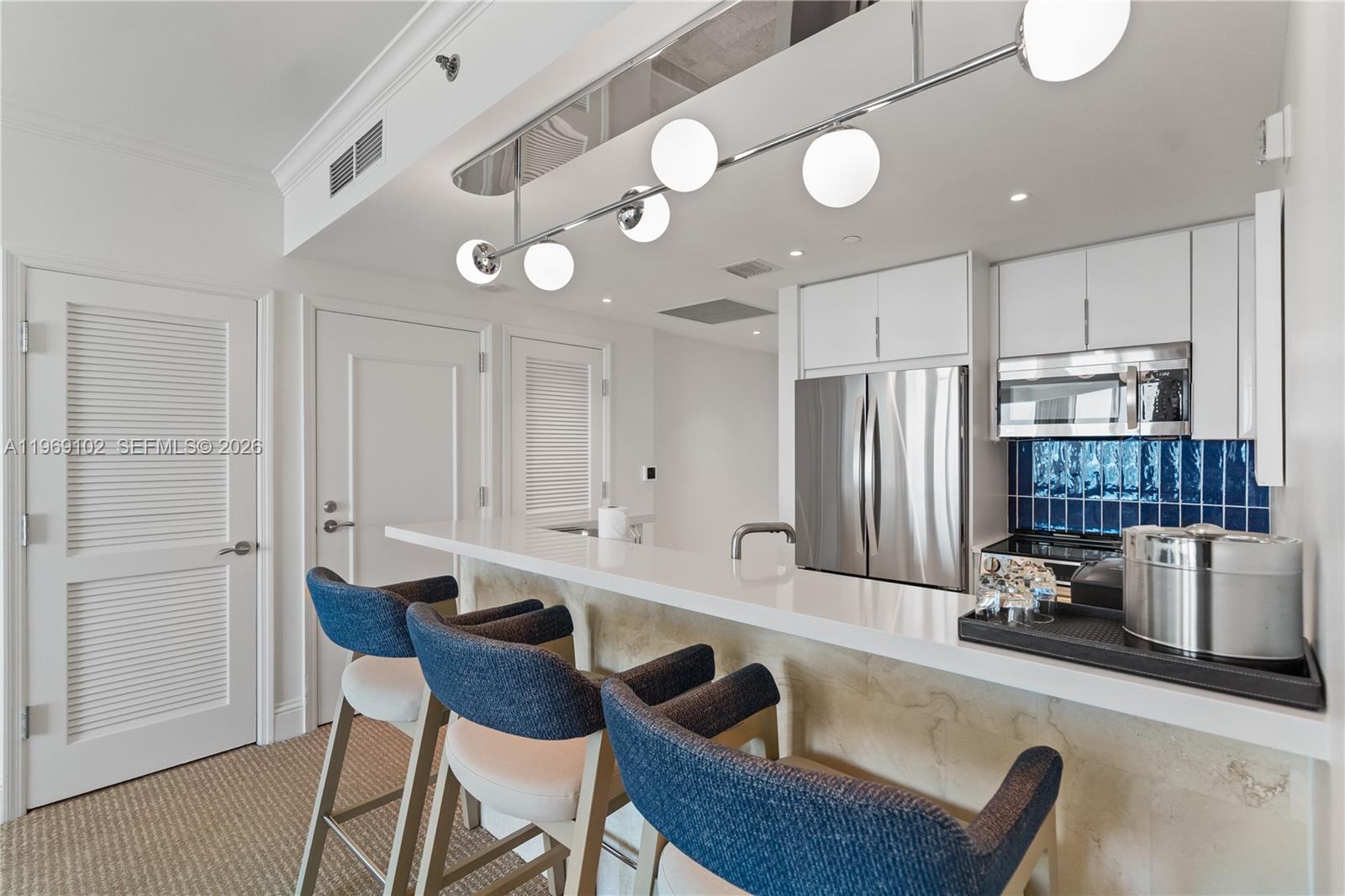 FONTAINEBLEAU II CONDO - Residential