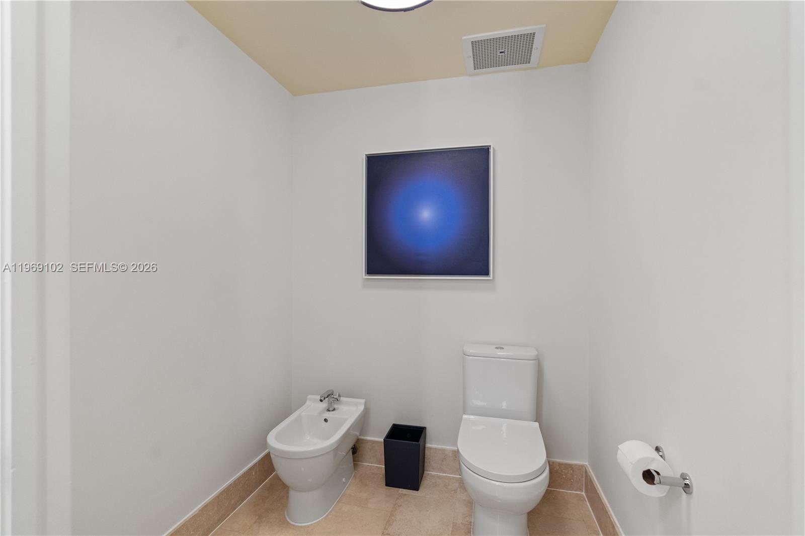 FONTAINEBLEAU II CONDO - Residential