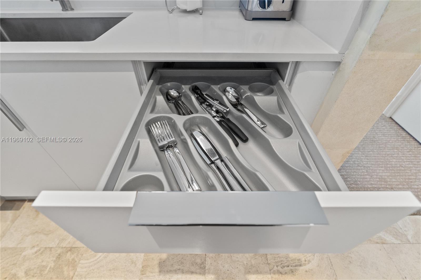 FONTAINEBLEAU II CONDO - Residential