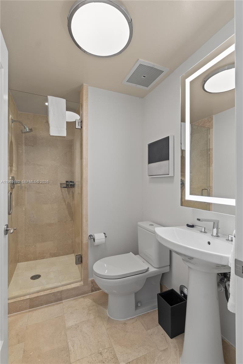 FONTAINEBLEAU II CONDO - Residential