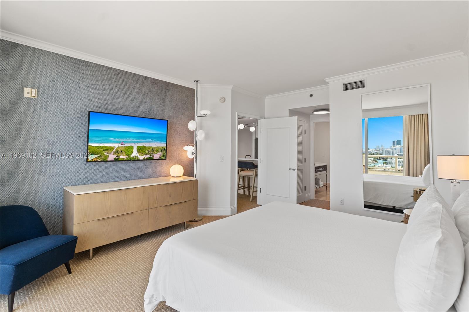 FONTAINEBLEAU II CONDO - Residential