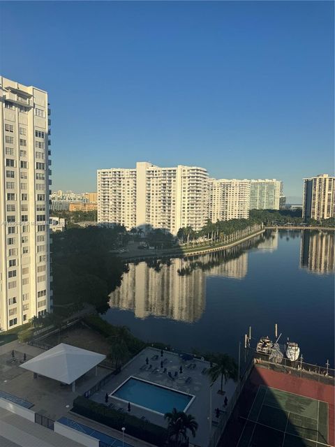 A home in Aventura