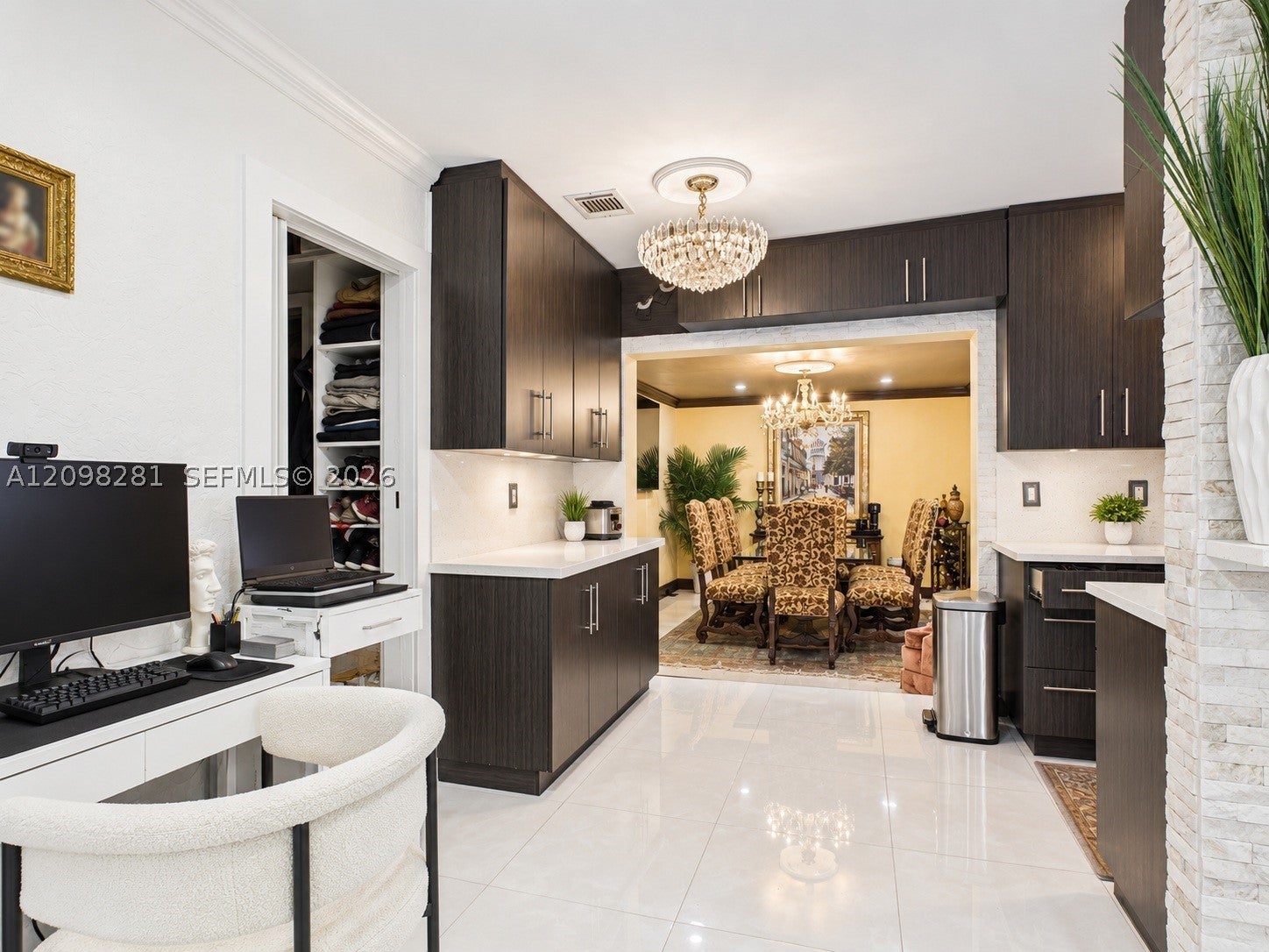 9911 Haitian Dr, Cutler Bay, FL, 33189/$625,000 3 9911 Haitian Dr