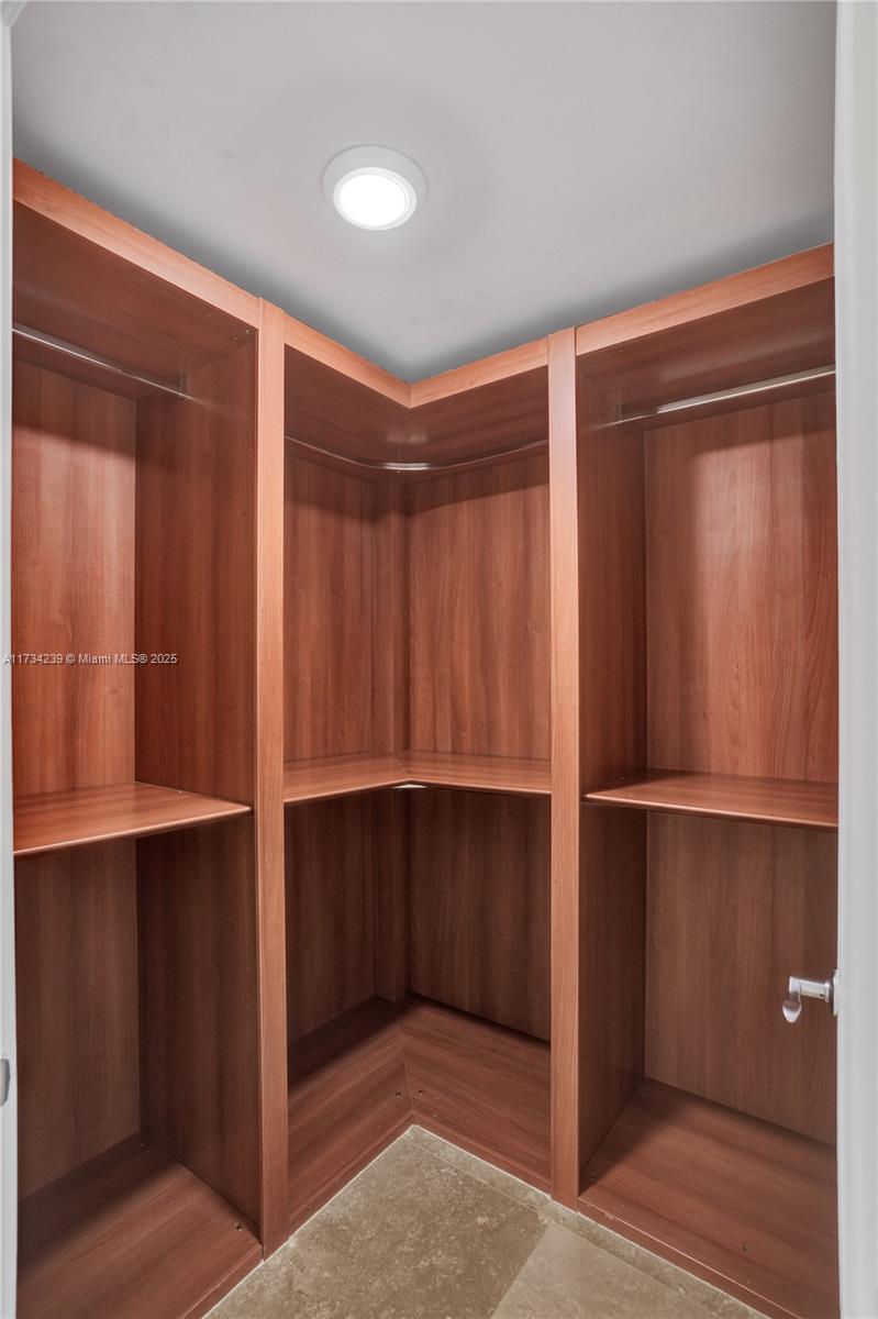THE EMERALD AT BRICKELL C - Residential Lease