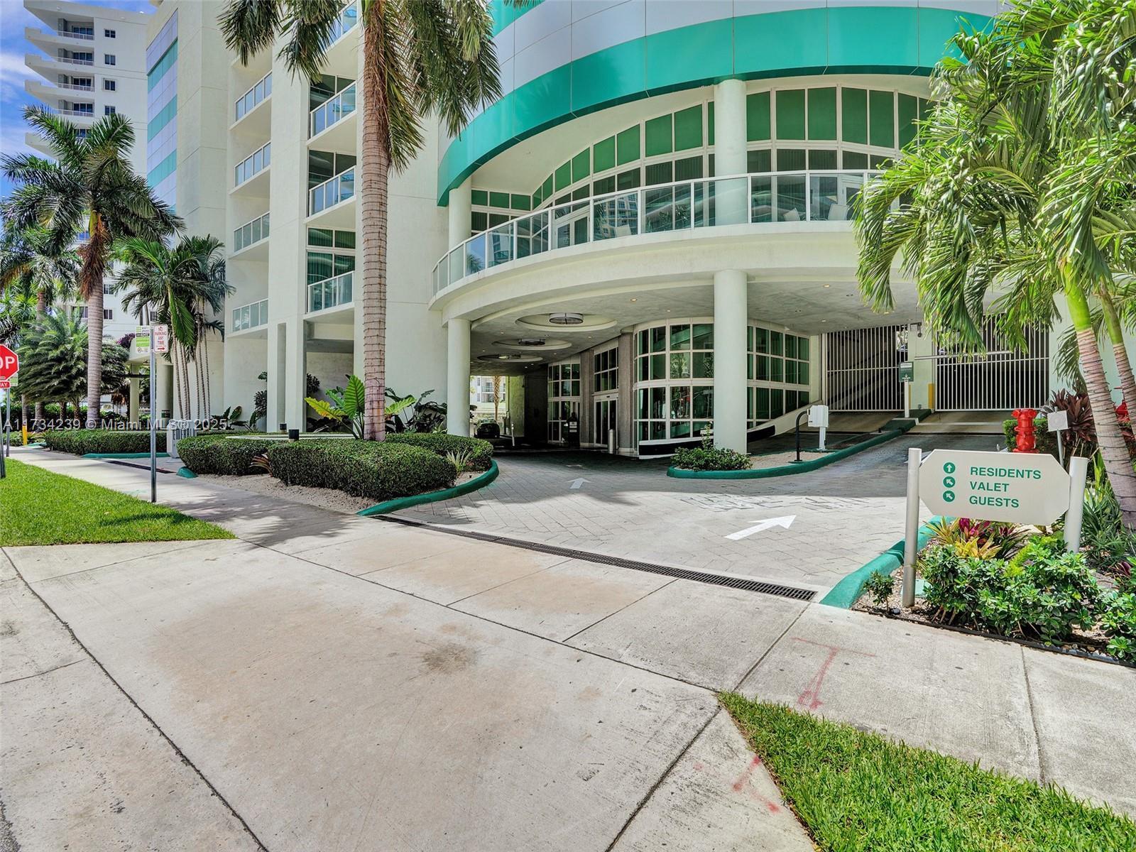 THE EMERALD AT BRICKELL C - Residential Lease