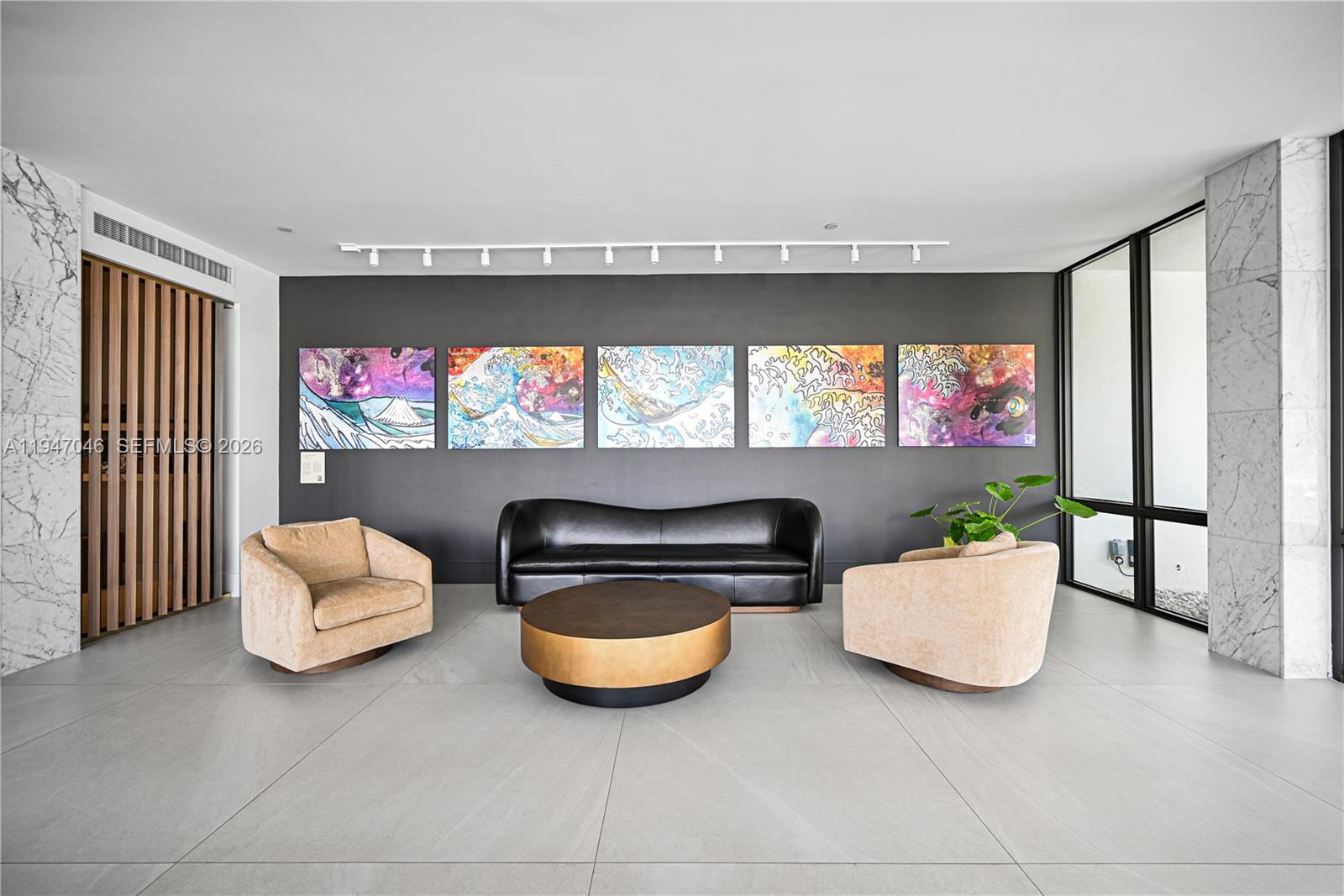 CLEARVIEW TOWERS CONDO - Residential