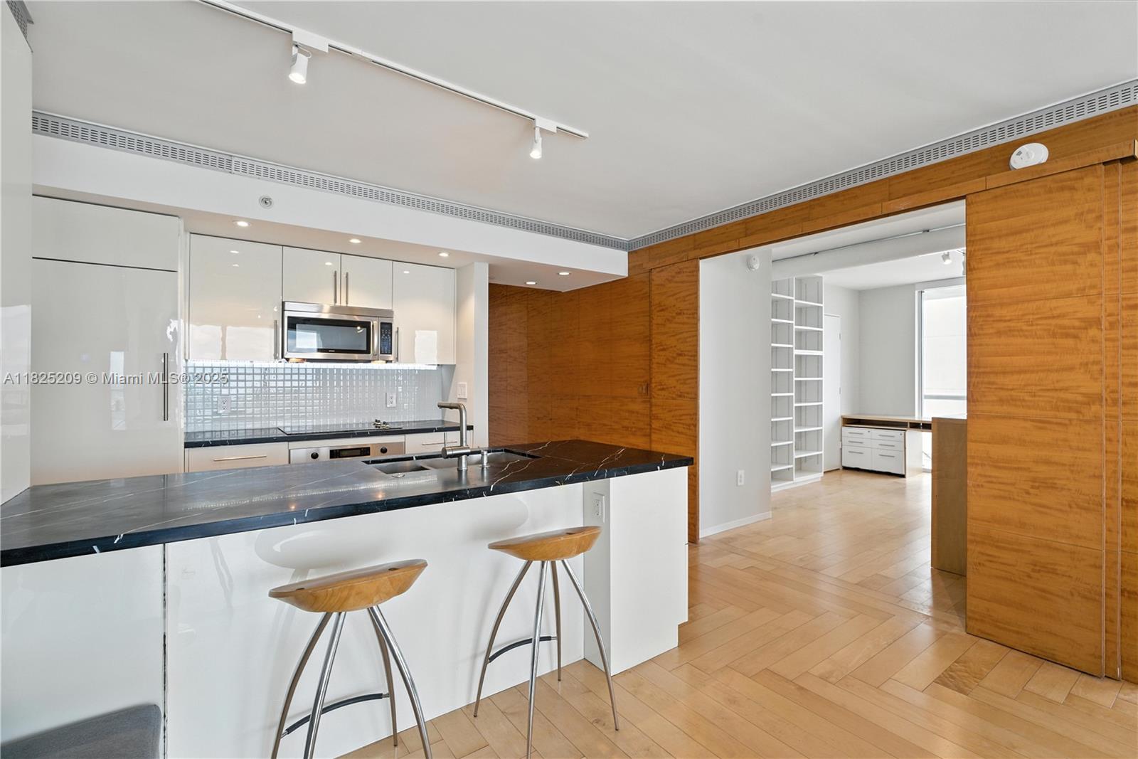 50 BISCAYNE CONDO - Residential