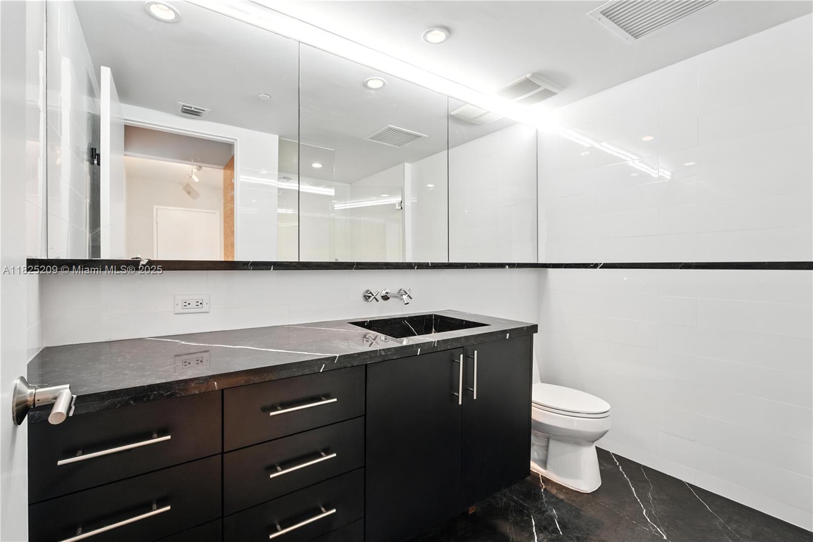 50 BISCAYNE CONDO - Residential