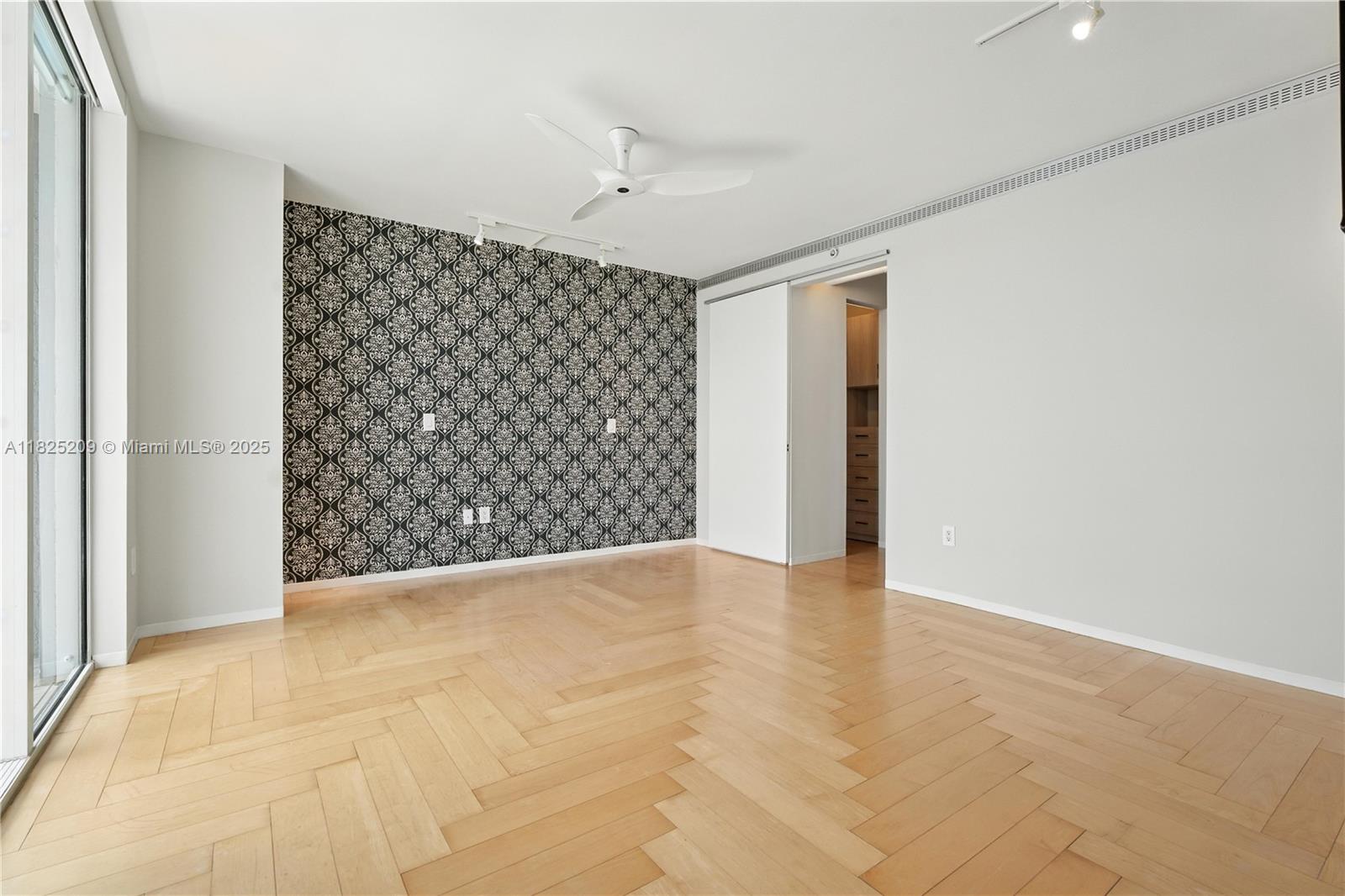 50 BISCAYNE CONDO - Residential