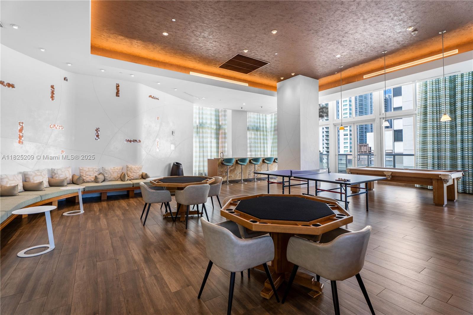 50 BISCAYNE CONDO - Residential