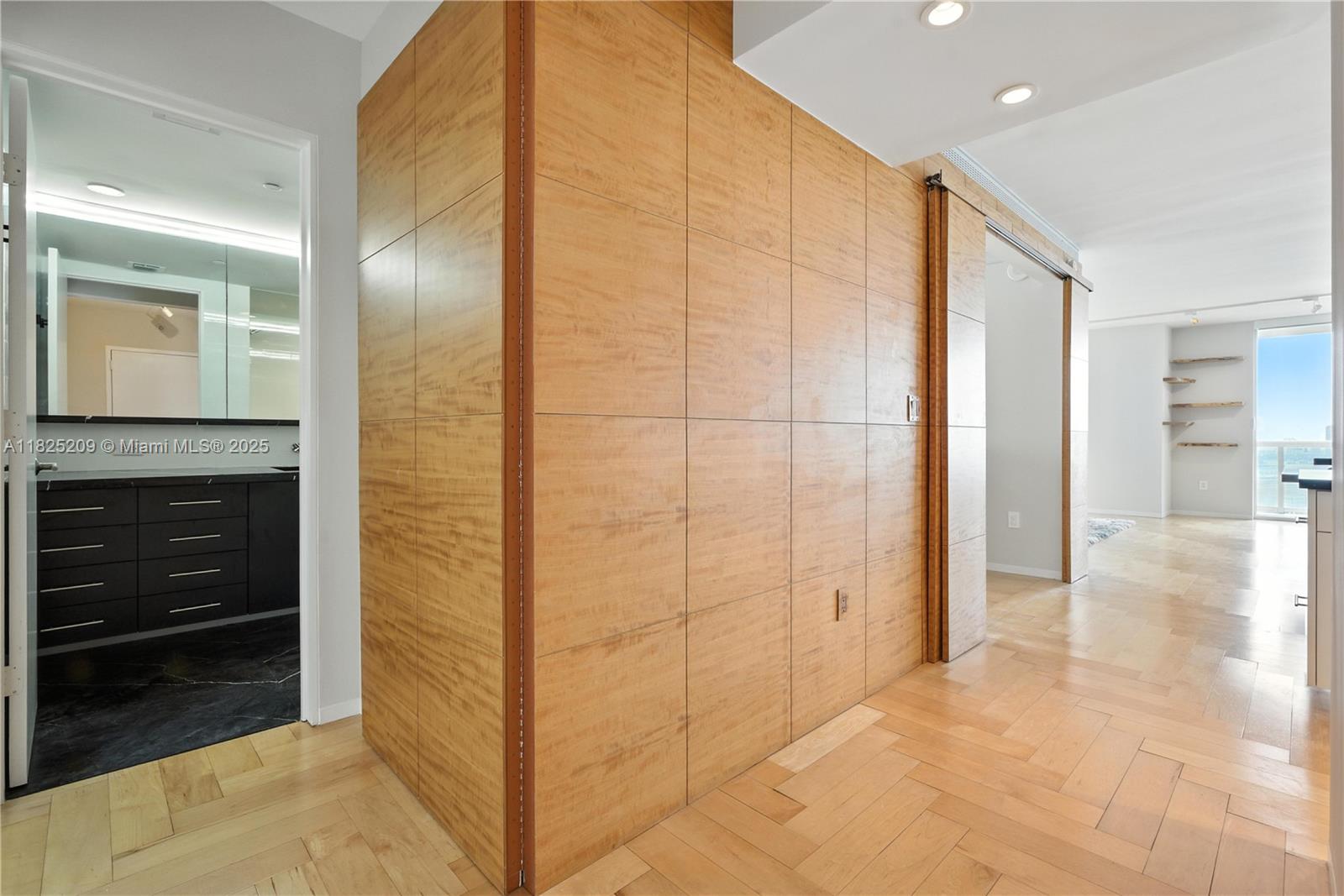 50 BISCAYNE CONDO - Residential