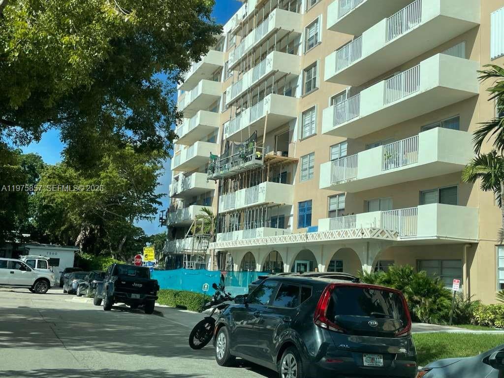 ISLAND PLACE AT NORTH BAY - Residential