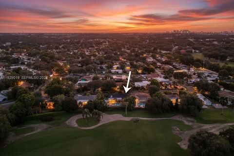 4740 N 31st Ct Hollywood FL 33021