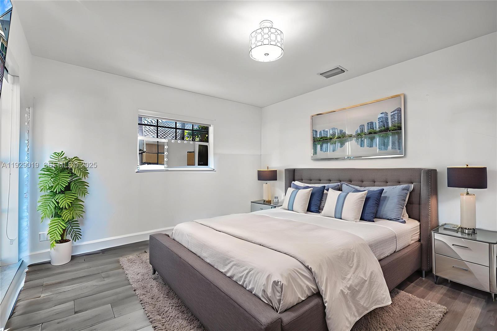 EMERALD HILLS - Residential