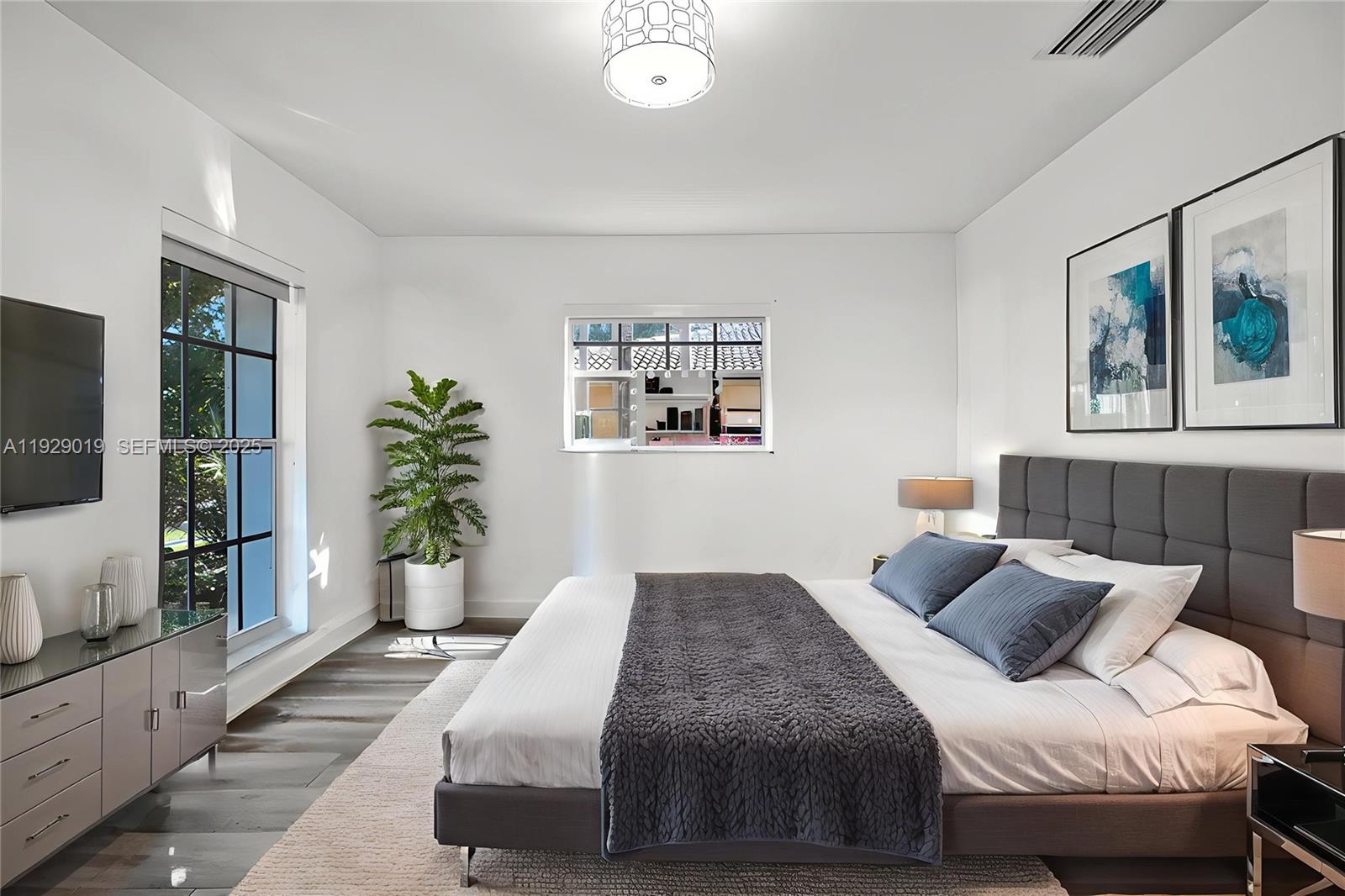 EMERALD HILLS - Residential