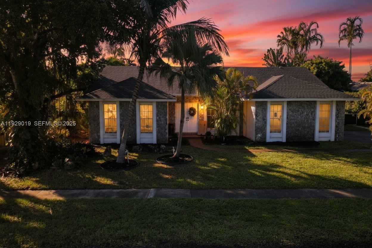 EMERALD HILLS - Residential