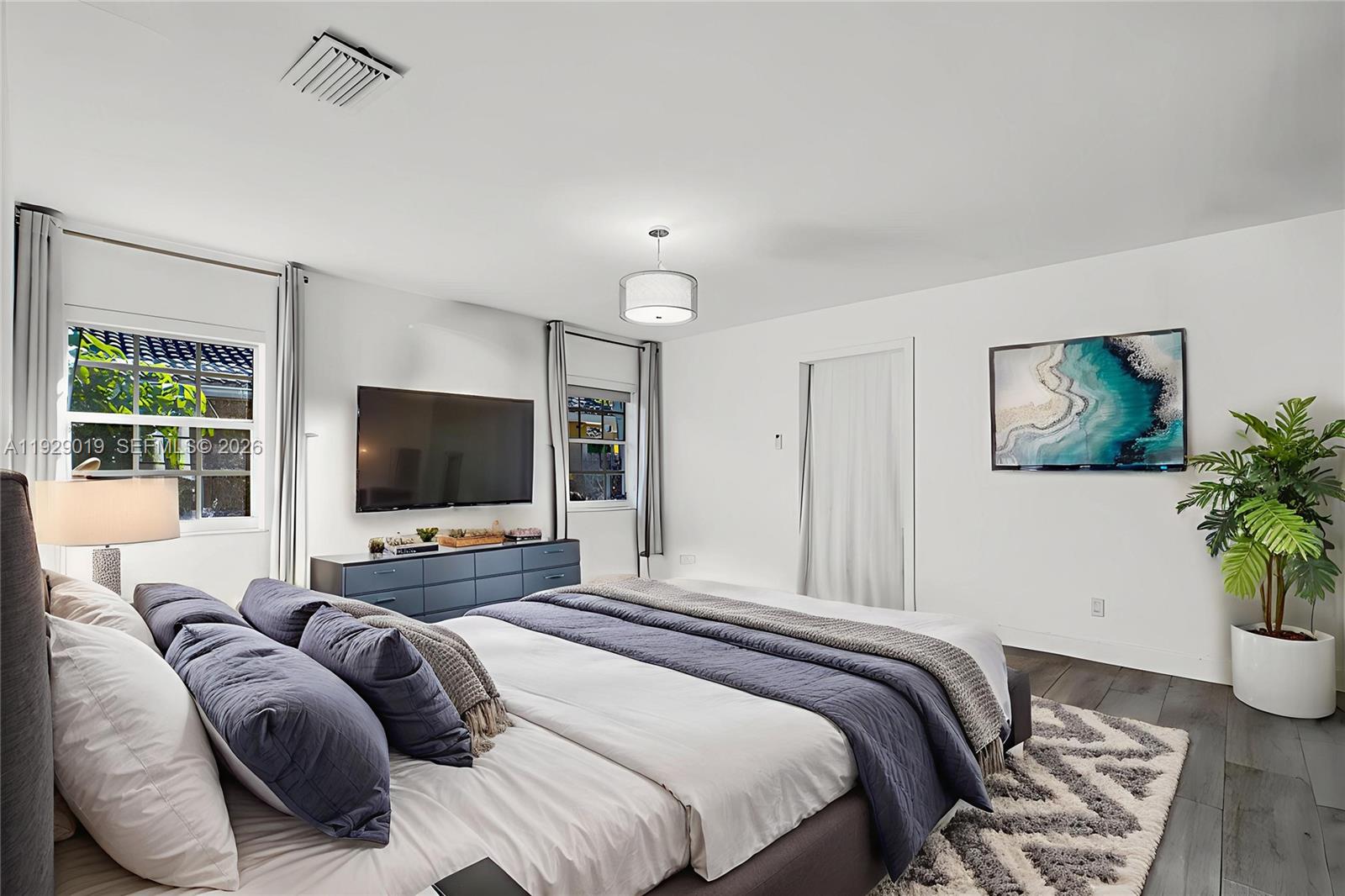 EMERALD HILLS - Residential