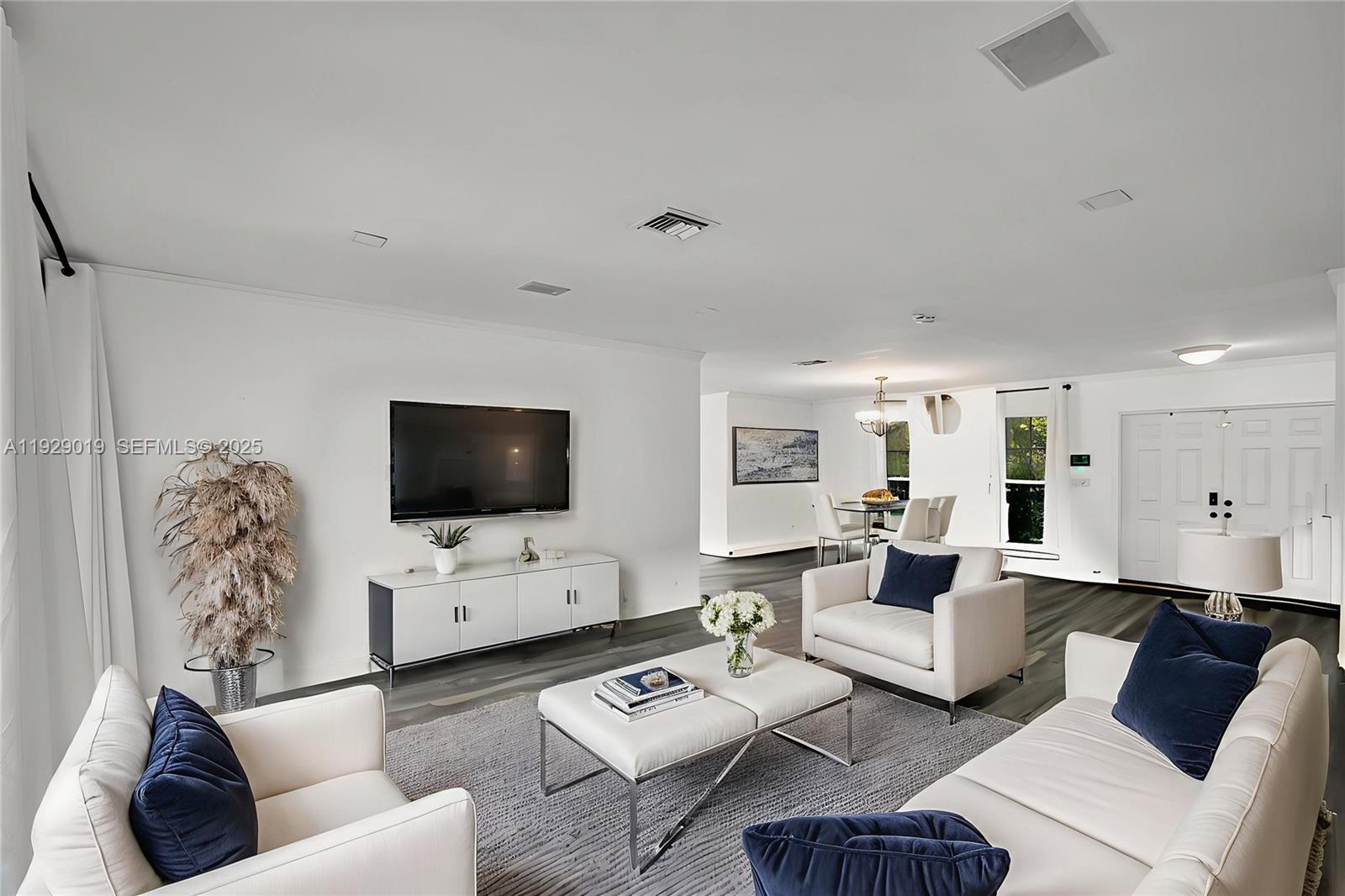 EMERALD HILLS - Residential