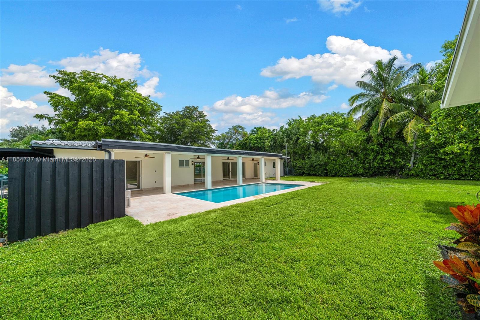 PALMETTO HOMESITES - Residential