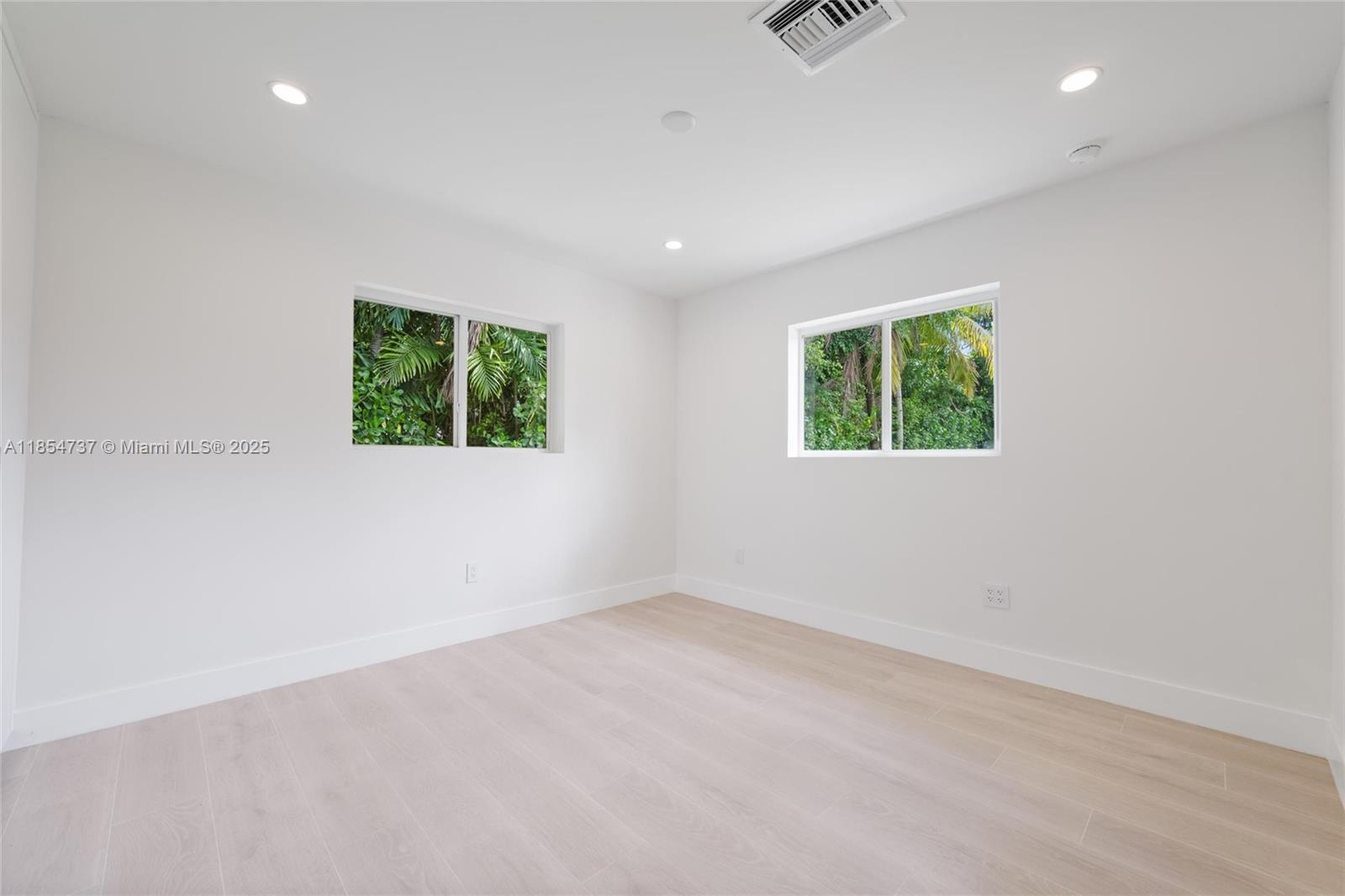 PALMETTO HOMESITES - Residential