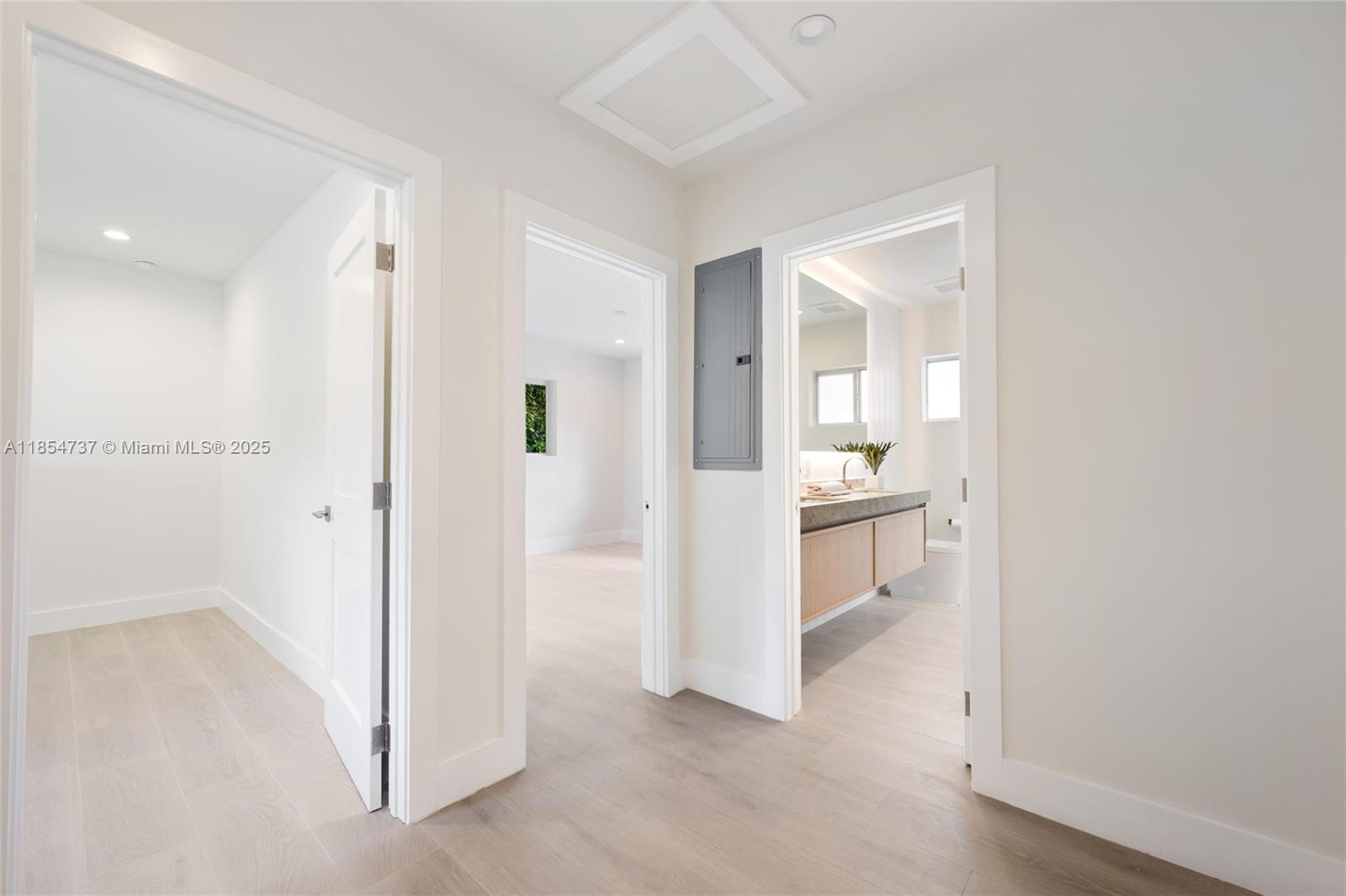 PALMETTO HOMESITES - Residential