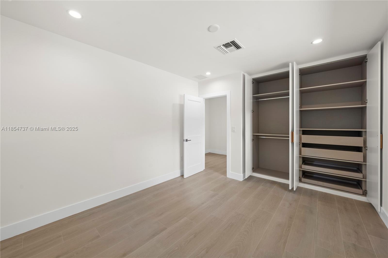 PALMETTO HOMESITES - Residential